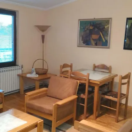 Viki * Skopje